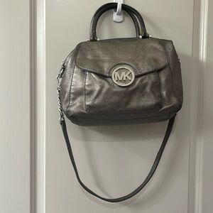 Michael Kors Shoulder Bag Well Loved Exterior
